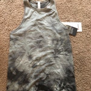 NWT Lululemon Swiftly Tech Racerback 2.0 Tank Sz 4